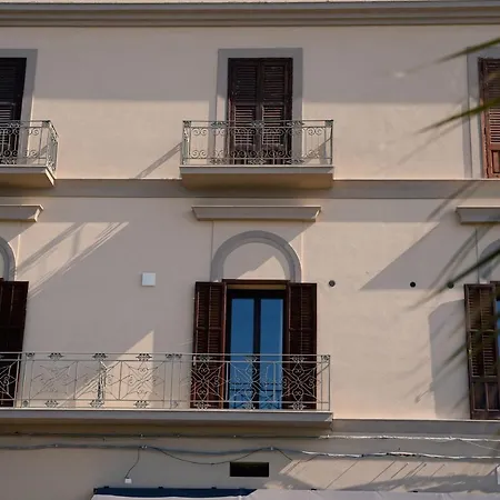 Kalibia Rooms And Suites-3