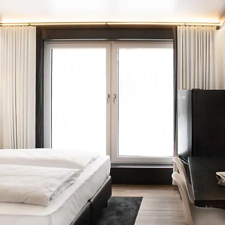 Oy Hotel By Wmm Hotels-3