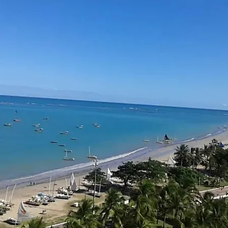 NA BEIRA MAR DE PAJUCARA- EDIF NEO- APARTAMENTO QUARTO E SALA - TEM VARANDA - VISTA LATERAL DO MAR - RUA JULIO PLECH FILHO 60 ESQUINA COM AVENIDA DOUTOR ANTONIO GOUVEIA - CONSUMO ELETRICO É PAGO No CKECK-OUT 1KWH É 1,35 REIAS - ANDAR 6-3