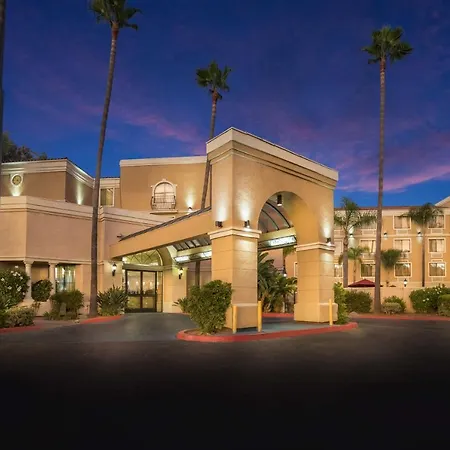 Best Western Escondido Hotel-2