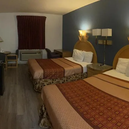 Travelodge By Wyndham Junction City-2