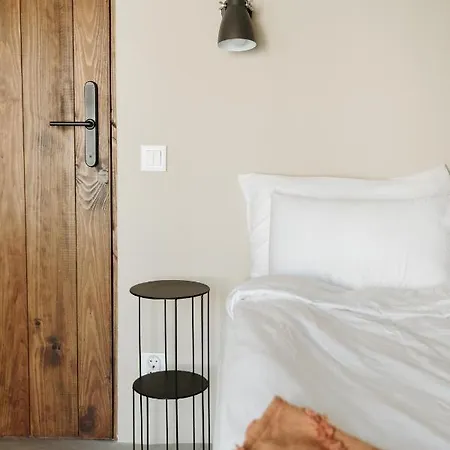 Rooftop Guesthouse Alvor-3