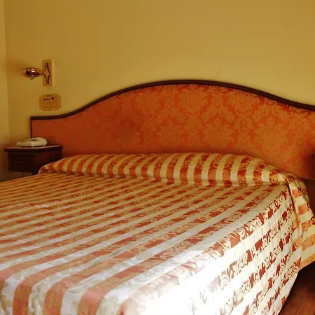 Hotel Valdaso-2
