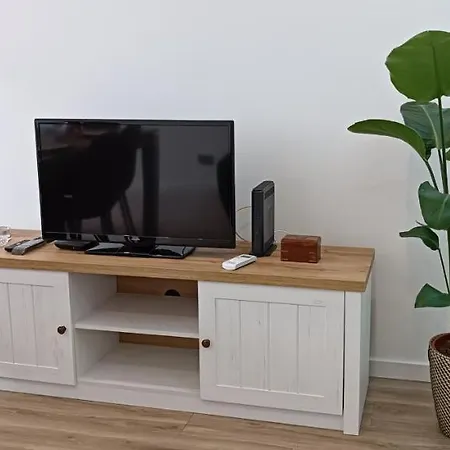Faro Comfy Ensuite Guest House-3