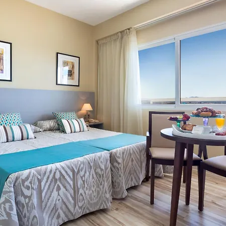 Hotel Izán Cavanna-2