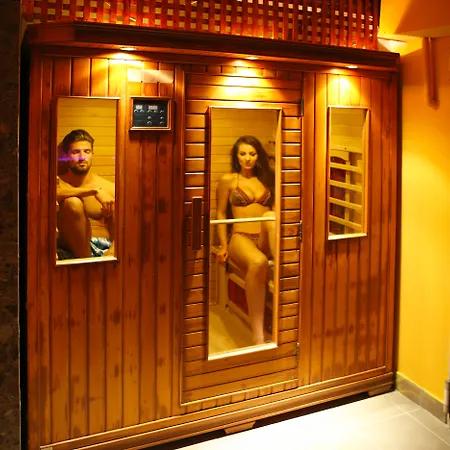 Six Inn Hotel Budapest-3
