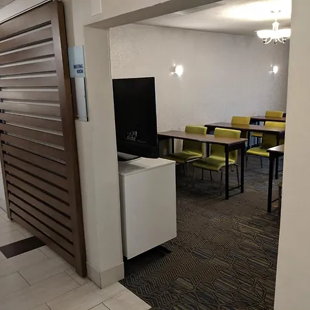 Holiday Inn Express Venice By Ihg-2