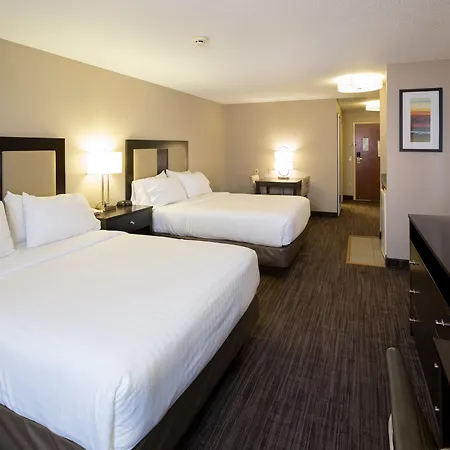 Holiday Inn Express Hotel & Suites-Saint Joseph By Ihg-3