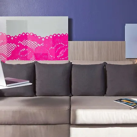 Ibis Styles Arles Palais des Congrès-3