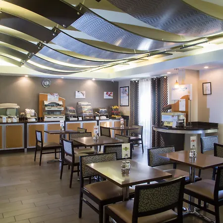 Holiday Inn Express & Suites - Oxford By Ihg-2