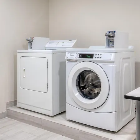 Holiday Inn Express Hotel & Suites Greenville By Ihg-3