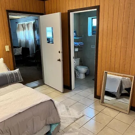 Cabin In The Oaks-3