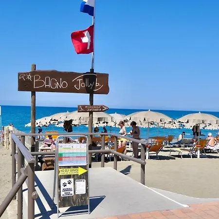 Isa-Residence With Swimming-Pool In Marina D Bibbona At Only 300 M From The Beach-2