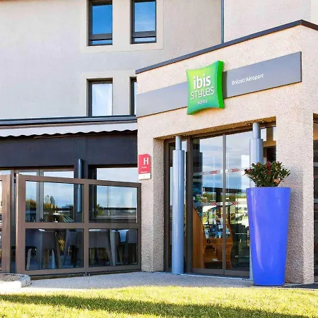 ibis Styles Clermont-Ferrand Aéroport-3