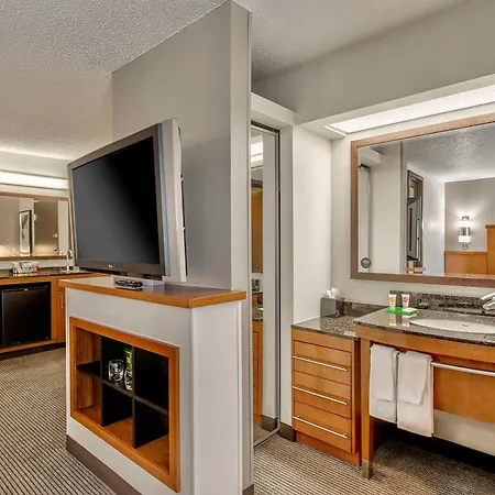 Hyatt Place Kansas City/Overland Park/Convention Center-2