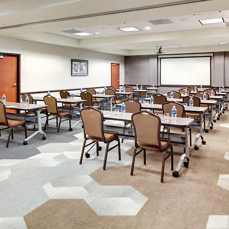 Hyatt Place Tampa Busch Gardens-2