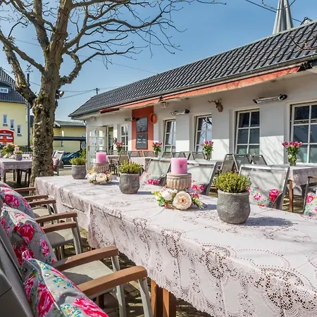 The Little Britain Inn Themed Hotel One Of A Kind In Europe-3