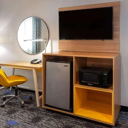 Days Inn By Wyndham Wooster-3