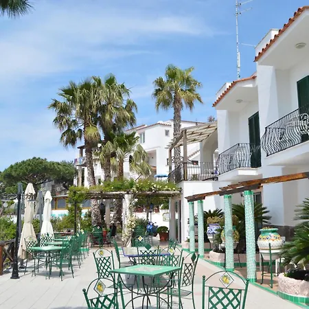 Hotel Villa Bianca-3
