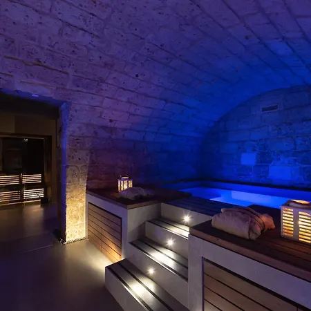 Vis Urban Suites & Spa - Boutique Hotel-2