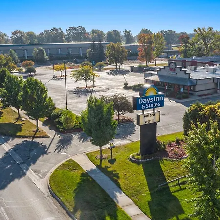 Days Inn & Suites By Wyndham Mt Pleasant-3