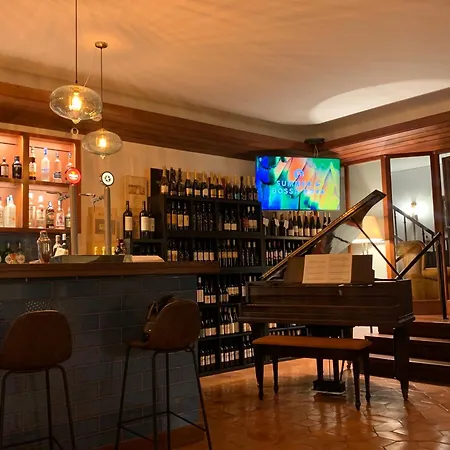 Boutique Inn&Restaurant - Casa dos Suécos-3