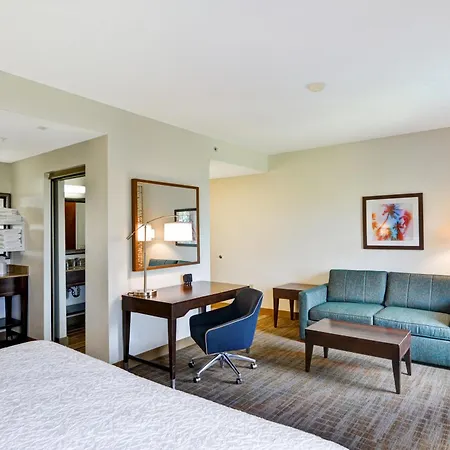 Hampton Inn & Suites Boynton Beach-2