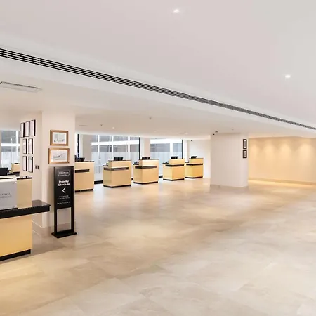 Hilton London Gatwick Airport-3
