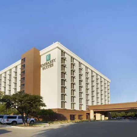 Embassy Suites By Hilton Dallas Market Center-2