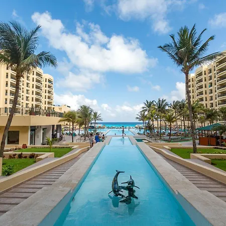 Holiday Inn Club Vacations The Royal Sands All Inclusive-2
