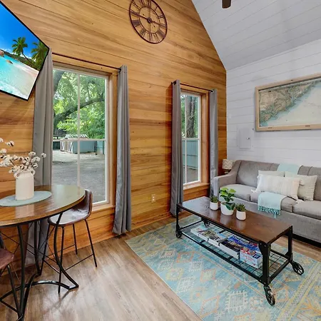Cozy Island Cottage-2