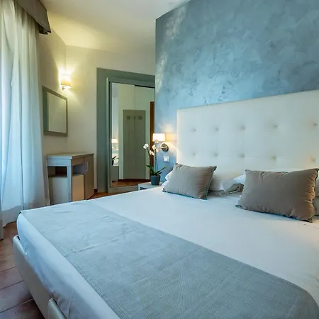 Hotel Gabriella-3
