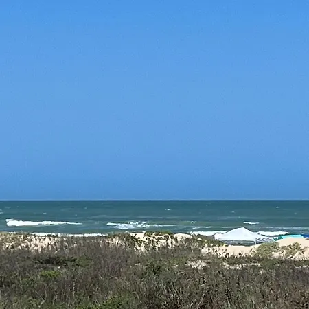 South Padre Island Beachfront Condo: Award-Winning Coastal Retreat-2