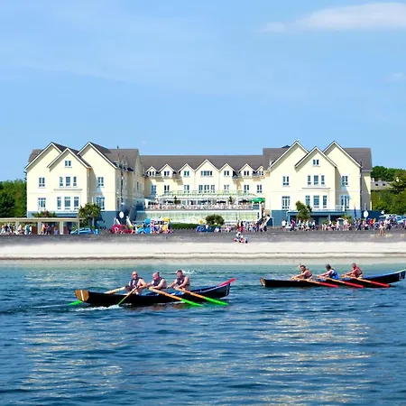 Galway Bay Hotel Conference & Leisure Centre-3