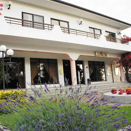 Hotel Contriz-3