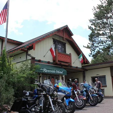 Riverside Motel-3