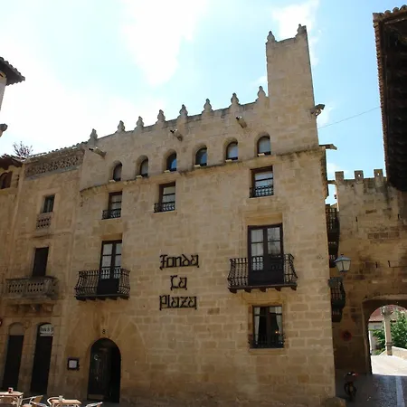 Fonda la Plaza-2