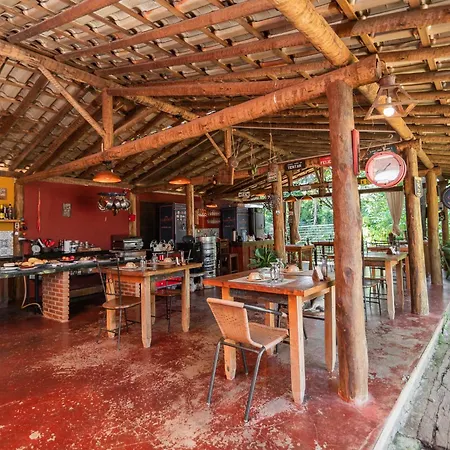 A Mi Manera Pousada , cerveja própria e Bistrô !-3