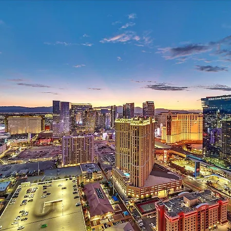 Signature Mgm Top 38Th Floor Penthouse, Best Deluxe Balony Strip View Suite, No Resort Fee, Free Valet, Shortest Walk 2 Mgm-3