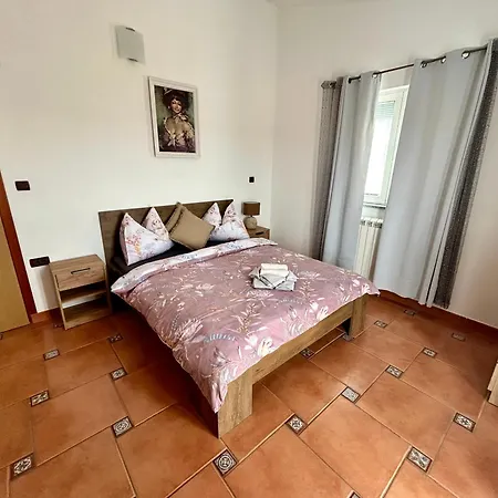 Guest House Casa Mia - Rooms & Apartments-3