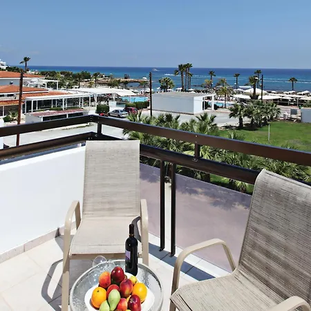 Marlita Beach Hotel Apartments-3