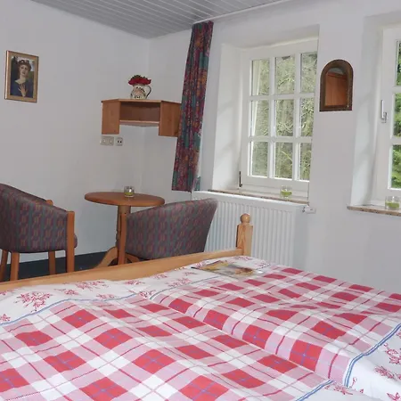 Hof Guttels Waldgasthof Ferienpension-3