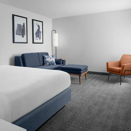Courtyard By Marriott San Diego Central-3