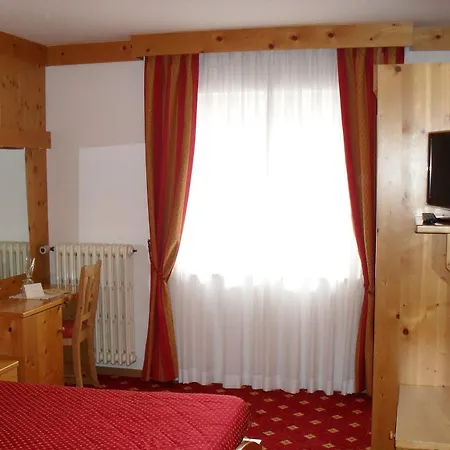 Hotel Cristallo-2