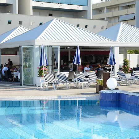 Aparthotel Imperial-3