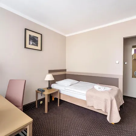 Hotel New Skanpol-3