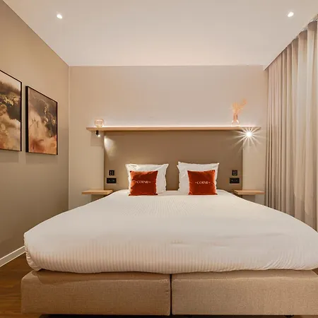 The Cornr Hotel-3
