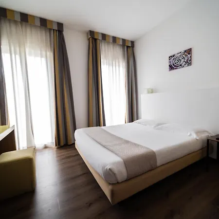 Hotel Trieste-3