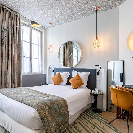 Hotel Le Saint Gelais-3