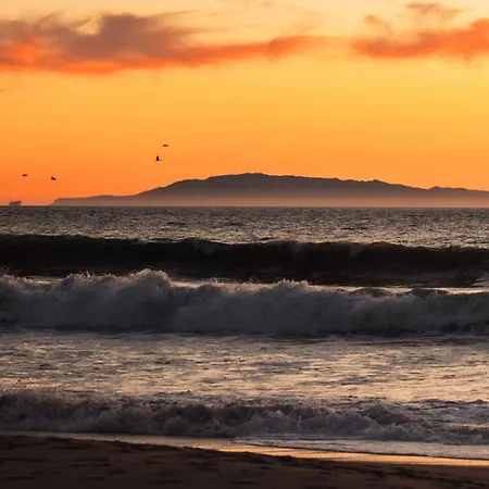 Holiday Inn Express Port Hueneme By Ihg-3